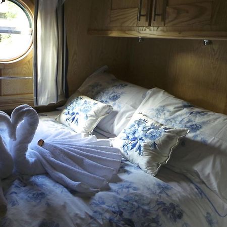 Houseboat Hotels Sheffield Pokoj fotografie