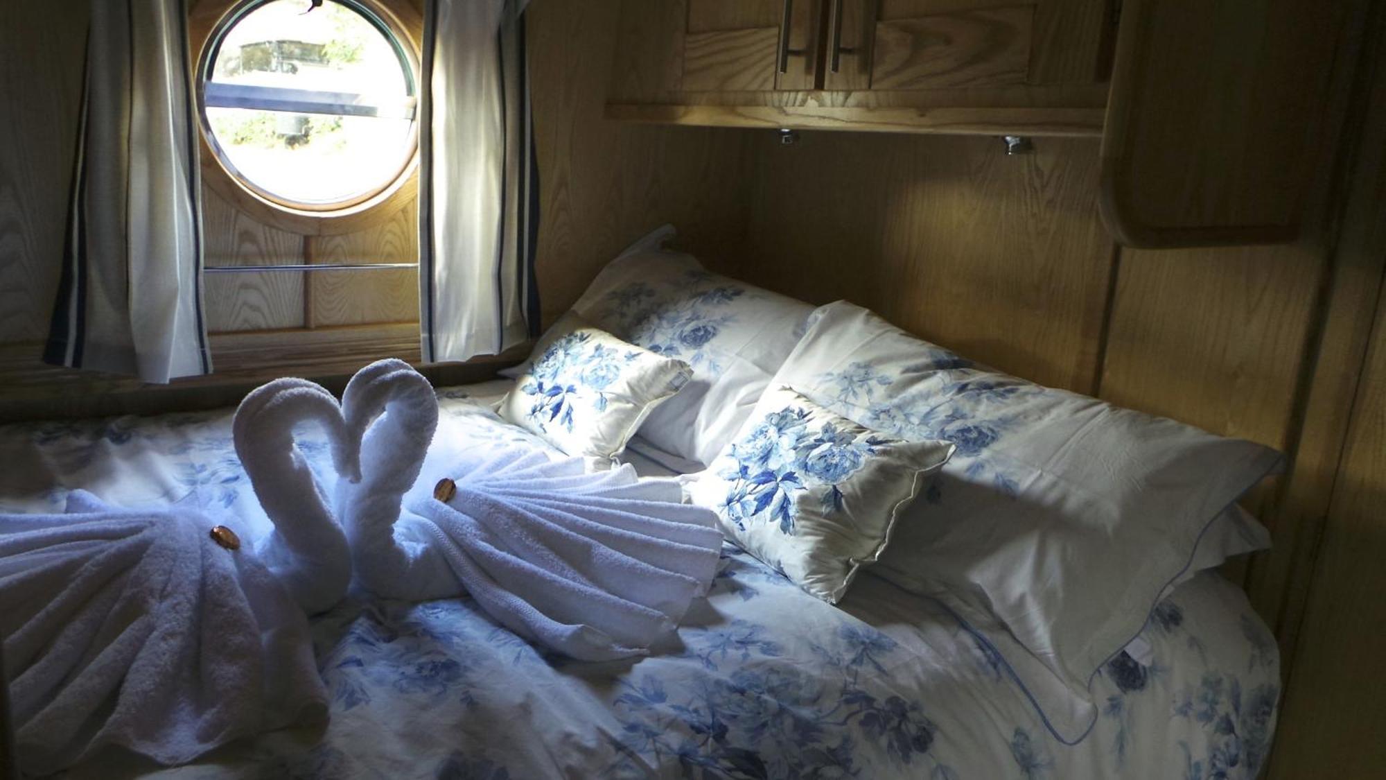 Houseboat Hotels Sheffield Pokoj fotografie