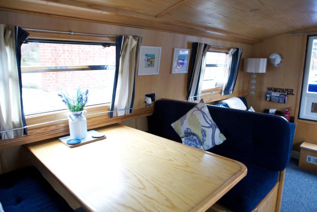 Houseboat Hotels Sheffield Exteriér fotografie